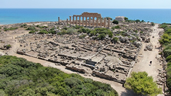 Nel Parco di Selinunte scoperto un piccolo tempio