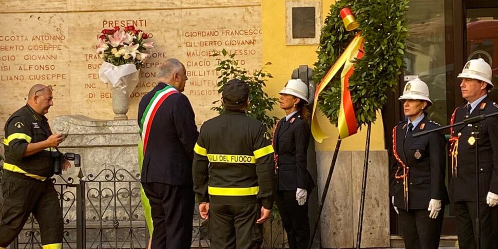 Palermo, il pompiere morto 25 anni fa nel rogo di piazza Cascino: il cordoglio del sindaco