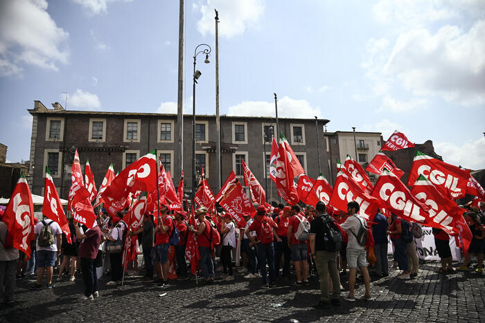 Cgil, no a tagli su pensioni, Governo apra confronto