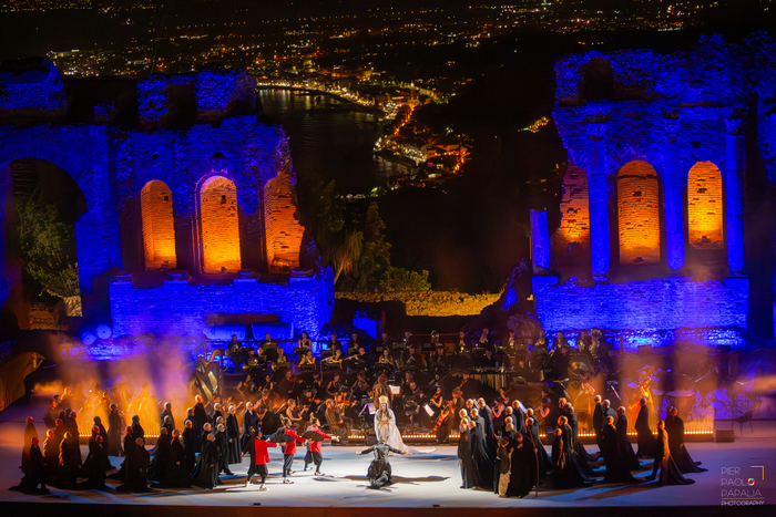 A Taormina e a Tindari serata magica con la Turandot