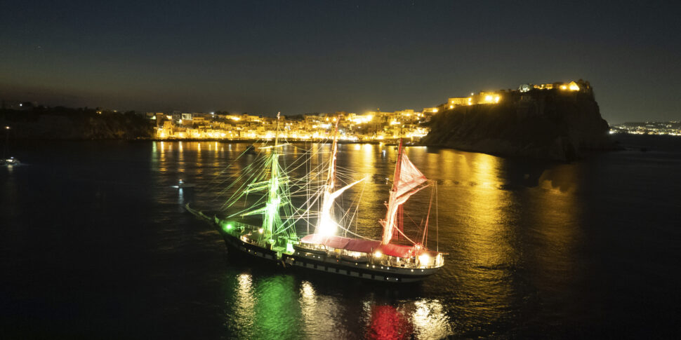 A Messina il veliero Palinuro della Marina per rievocare lo spettacolare sbarco di don Giovanni d’Austria