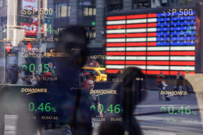 Wall Street apre in rialzo, Dj +0,30%, Nasdaq +0,05%