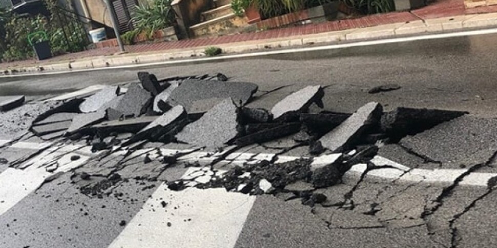 Maltempo in Sicilia, bomba d'acqua in provincia di Palermo: strade dissestate a Marineo e allagate a Bolognetta - VIDEO