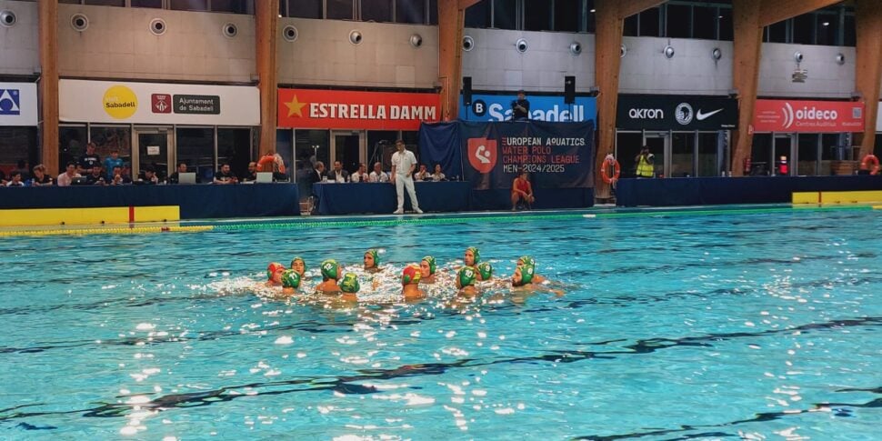 Pallanuoto, l'avventura dell'Ortigia in Champions comincia male: vincono i serbi di un soffio