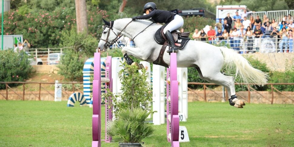 Equitazione, si chiudono gli Internazionali di Sicilia: nell'ultima prova vince la ventunenne Elisa Chimirri