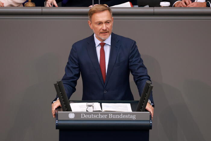 Lindner: 'A Berlino gli eurobond di Draghi sono un problema'