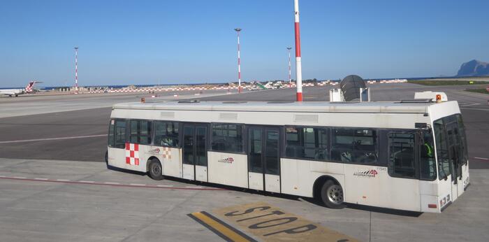 Bus scalo Palermo non climatizzato,Schifani 'ingiustificabile'