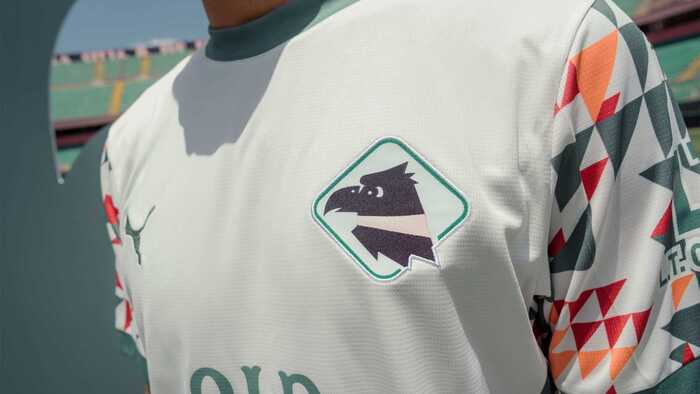 Calcio: terza maglia celebra il melting pot di Palermo