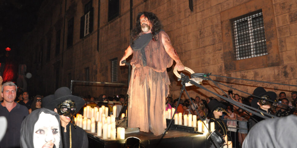 Palermo, è morto mentre era al lavoro all'Inps l’attore Maurizio Bologna: al Festino impersonò la Peste