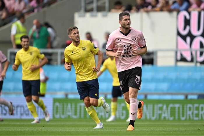 Calcio: Palermo; primo sorriso in trasferta, Juve Stabia ko