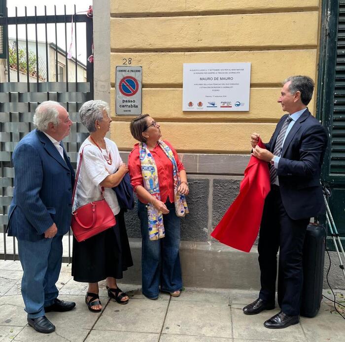 Anniversario De Mauro, targa dove fu ritrovata auto giornalista