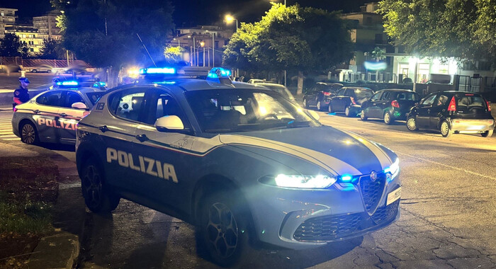 Baby gang picchia 27enne nel Catanese, Daspo per 3 minorenni