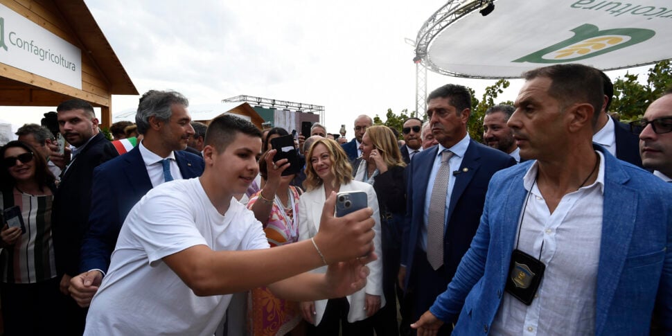 Passeggiata in Ortigia, foto e visita agli stand: la giornata di Meloni al G7 Agricoltura