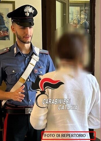 Catania, pretende di parlare con la ex e rompe la porta di casa: è stato arrestato dai carabinieri