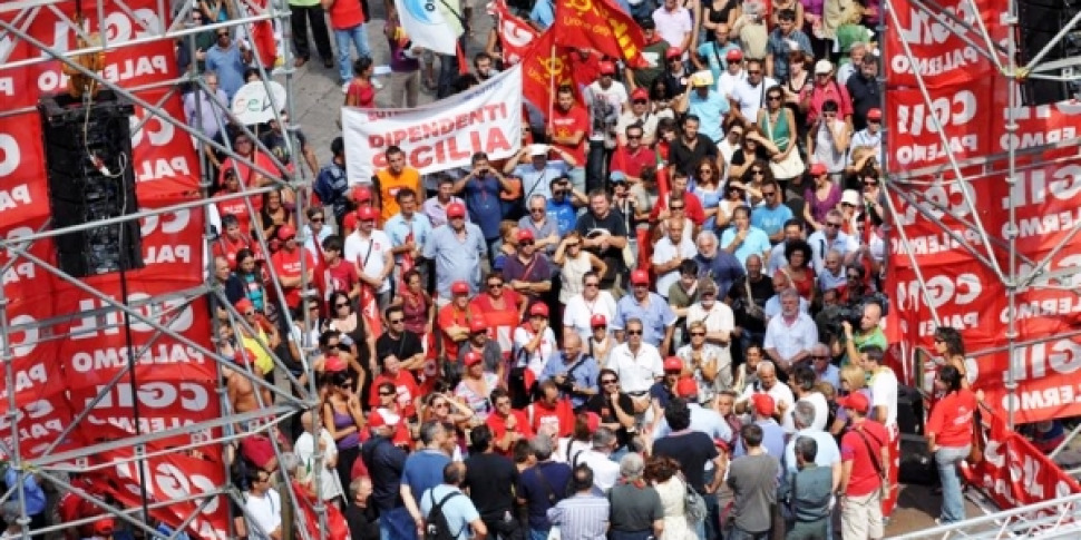 «Il governo regionale è inerte»: la Cgil mobilita le piazze