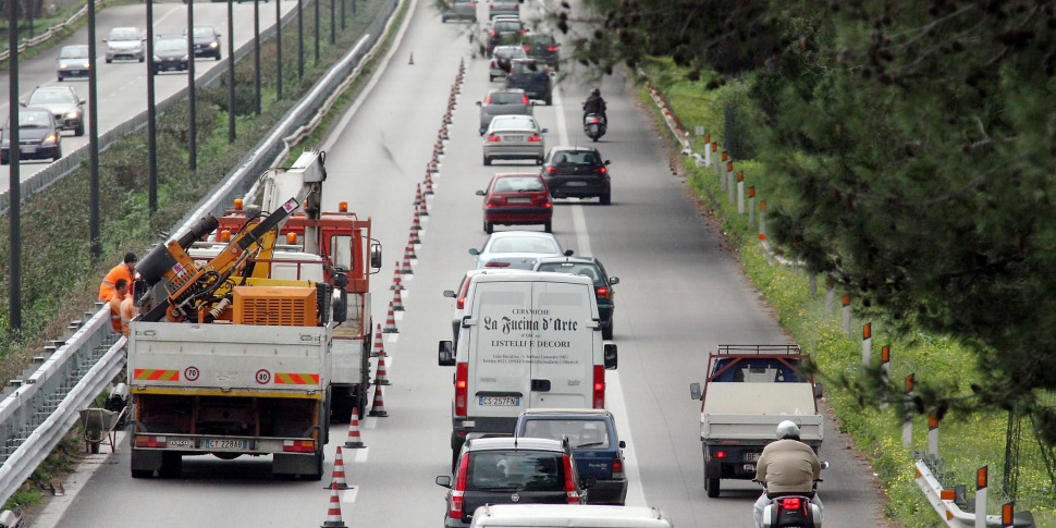 Doppio cantiere sulla Palermo - Catania, coda di 10 chilometri: domenica da incubo con due ore per superare i restringimenti