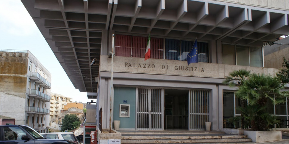 Violenza sessuale nei confronti della moglie e maltrattamenti in famiglia, condannato cinquantenne dal tribunale di Ragusa