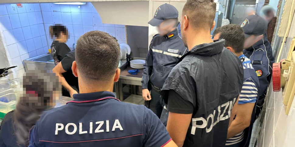 Controlli in una trattoria di via Plebiscito a Catania, sanzioni per 60mila euro