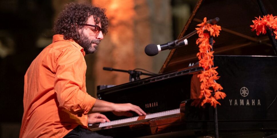 Un artista siciliano in nomination per i Latin Grammy Award: è il pianista e compositore Fabrizio Mocata