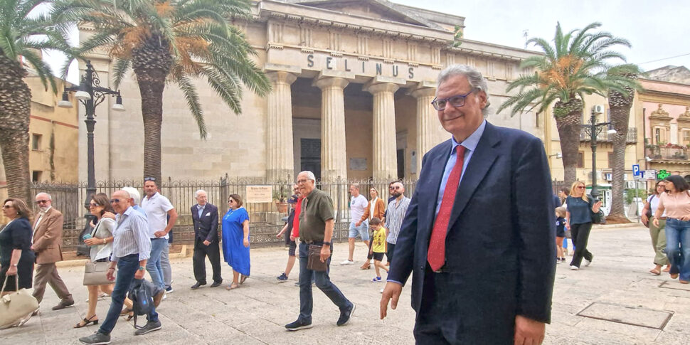 Castelvetrano vedrà il film su Matteo Messina Denaro: la proiezione si farà al teatro Selinus