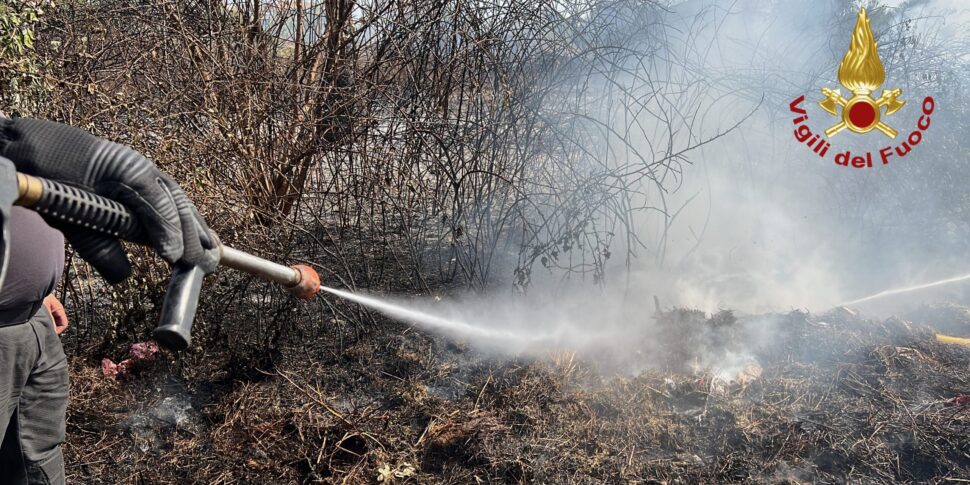 Incendi a Termini Imerese e Cefalù, in azione anche i mezzi aerei