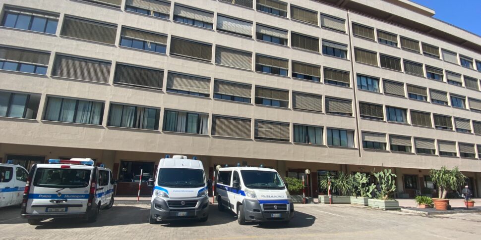 Legionella nelle tubature del comando della polizia municipale di Palermo