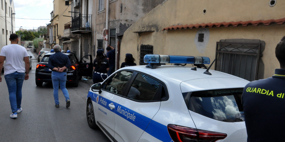 Palermo, via Decollati: dopo la quarta rinuncia per le intimidazioni, ora c'è una nuova famiglia per la casa