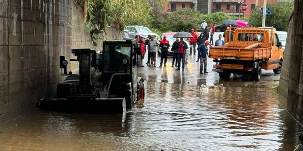 Maltempo a Messina e in provincia, smottamenti e strade allagate