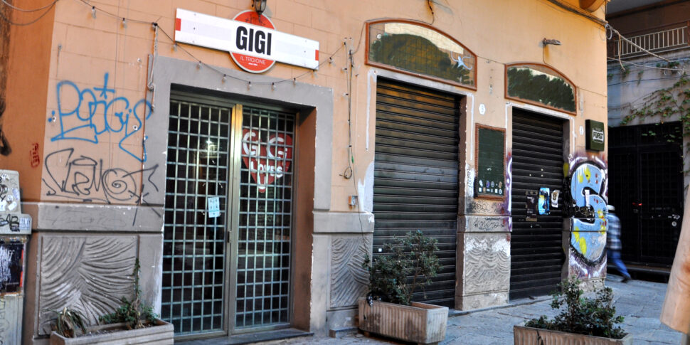 Movida di Palermo, arrivano i vigili: spenti gli amplificatori e interrotta la musica da Gigi il Troione