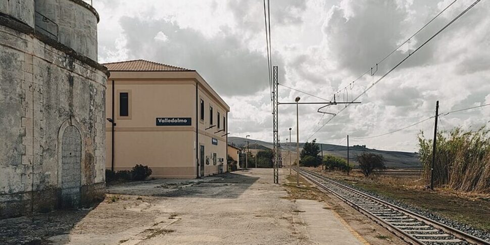 Riapre la linea ferroviaria Palermo-Caltanissetta-Catania, ripristinata dopo i danni causati dal maltempo