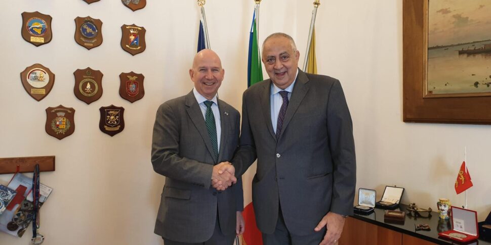 Ambasciatore americano in visita a Palermo