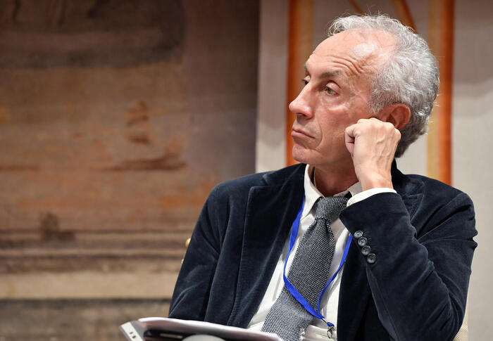 Travaglio, in teatro i "danni" di politica e informazione