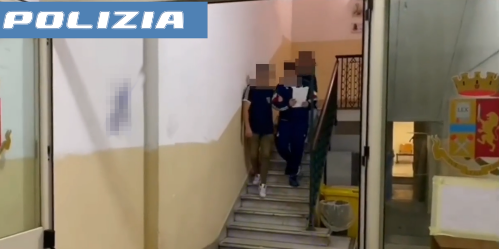 Catania, ferisce a fucilate l'ex compagno della madre: arrestato