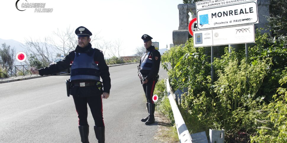 Controlli dei carabinieri sul territorio, a Monreale scattano quattro denunce