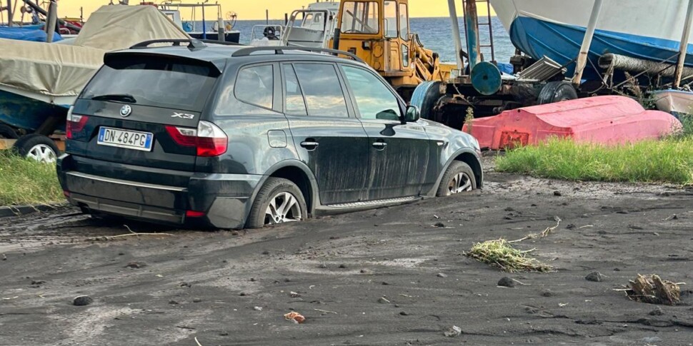 Stromboli nuovamente invasa da fango e detriti