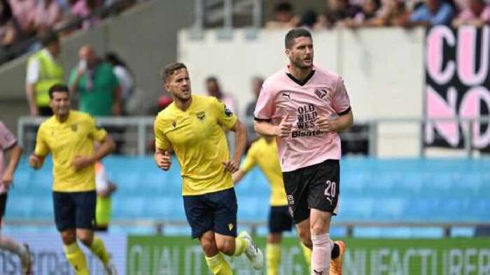 Calcio: terzo ko di fila per il Palermo, vince il Sassuolo