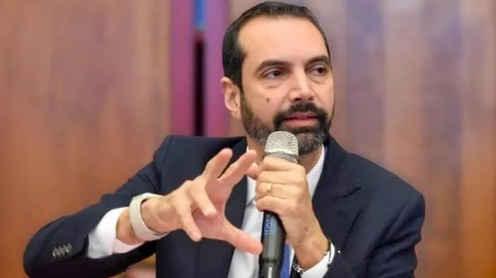 Scontro su acquisto case per risanamento a Messina