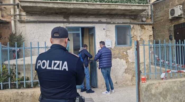 Accusato di aver ucciso l'anziano fratello, lui nega