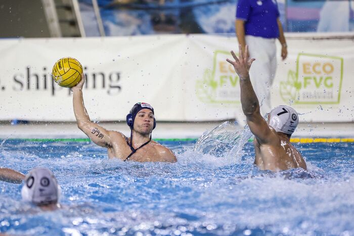 Pallanuoto: gara senza storia, Telimar travolto a Trieste