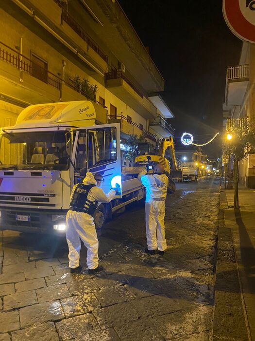 Carabinieri sventano furto atm con spaccata, malviventi fuggono