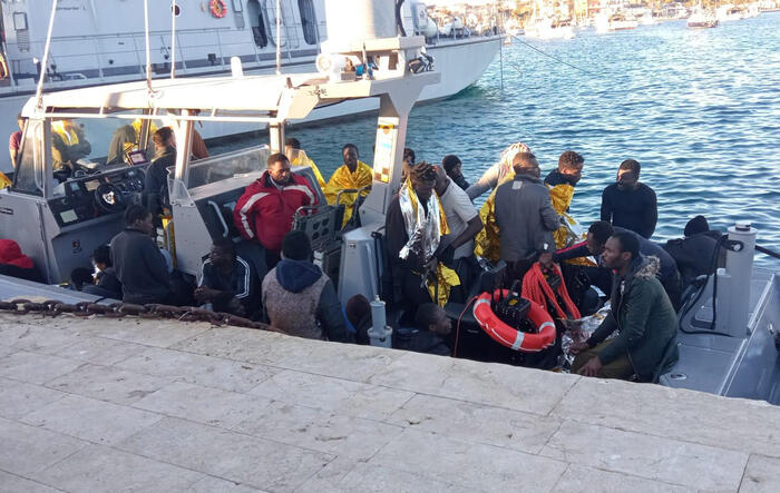 In un Cas di Agrigento i 7 superstiti al naufragio in Libia