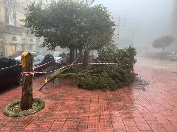 Maltempo, pioggia e vento flagellano Sicilia